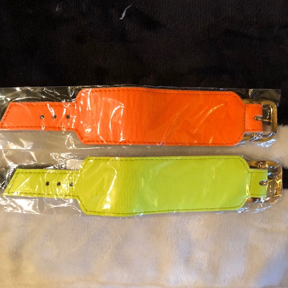 LAST - Orange Leather Lambskin Buckle Cuff - Picture 4 of 9